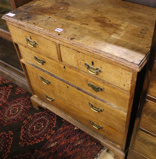 Small oak five drawer chest